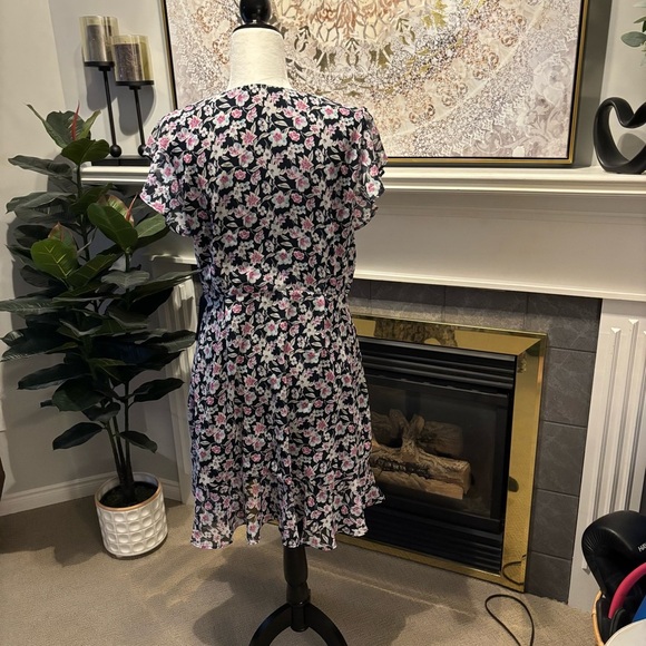 Banana Republic Floral Wrap Dress - Navy and Pink petite 14 - Picture 2 of 9